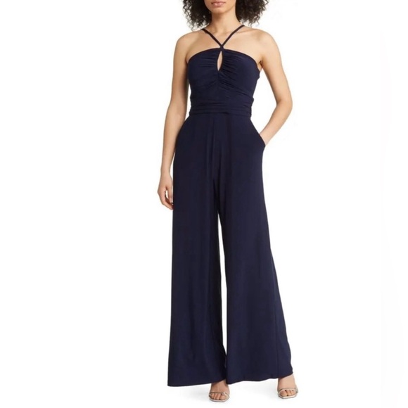 NWT Eliza J Keyhole Halter Jumpsuit in Navy - Picture 1 of 14